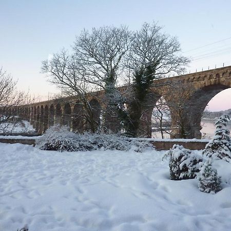 לינה וארוחת בוקר Berwick Upon Tweed Castle Vale House מראה חיצוני תמונה