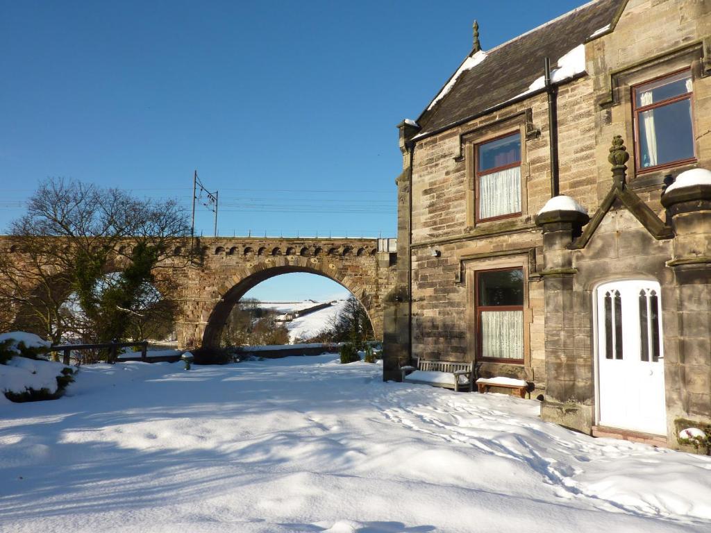 לינה וארוחת בוקר Berwick Upon Tweed Castle Vale House מראה חיצוני תמונה